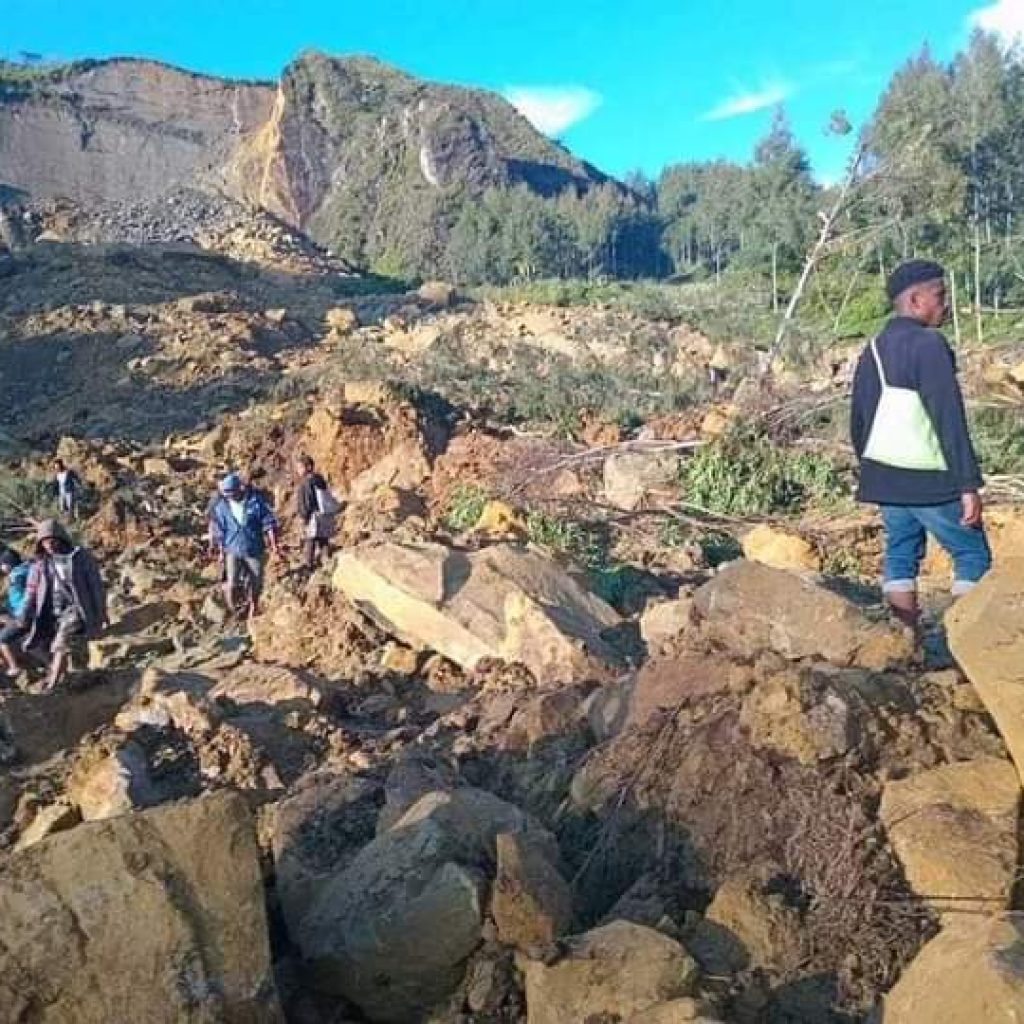 2.000 Warga Papua Nugini Diduga Masih Tertimbun Longsor! Evakuasi Sulit Dilakukan