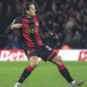 Rangkuman Matchweek 16 Liga Inggris 2024/25: Arsenal dan Liverpool Gagal Raih Poin Penuh, Manchester Derby Terasa Jenuh