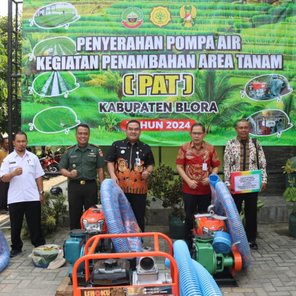 164 Kelompok Tani di Blora Terima Bantuan Pompa Air dari Kementan