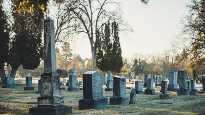 4 Anak yang dibunuh ayahnya di Jagakarsa kini dimakamkan. Foto: Pexels.com/Brett Sayles