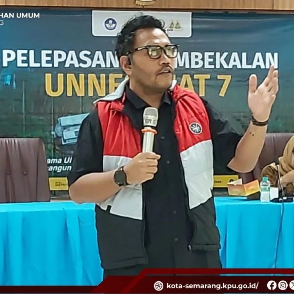 KPU Kota Semarang beri sosialisasi pada mahasiswa UNNES tentang Pemilu berintegritas. Foto: Instagram.com/kpukotasemarang