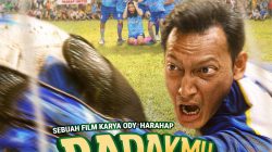 Teaser Poster Film Bapakmu Kiper Resmi Dirilis, Fedi Nuril Tampil Beda sebagai Kiper Tarkam dalam Komedi Hangat Keluarga 3 TUTURPEDIA - Teaser Poster Film Bapakmu Kiper Resmi Dirilis, Fedi Nuril Tampil Beda sebagai Kiper Tarkam dalam Komedi Hangat Keluarga