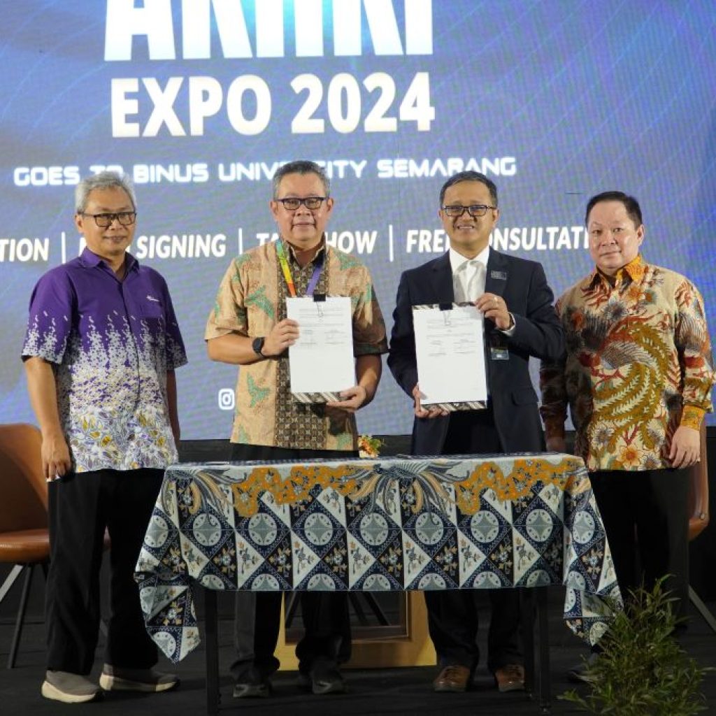 Talk Show AKHKI Goes to Campus Mini Expo 2024 di BINUS University Semarang. Foto: Dok. Binus University Semarang