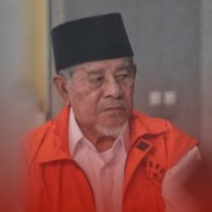 Terungkap! 34 Nama Wanita yang Terima Uang dari Abdul Gani Mantan Gubernur Maluku Utara