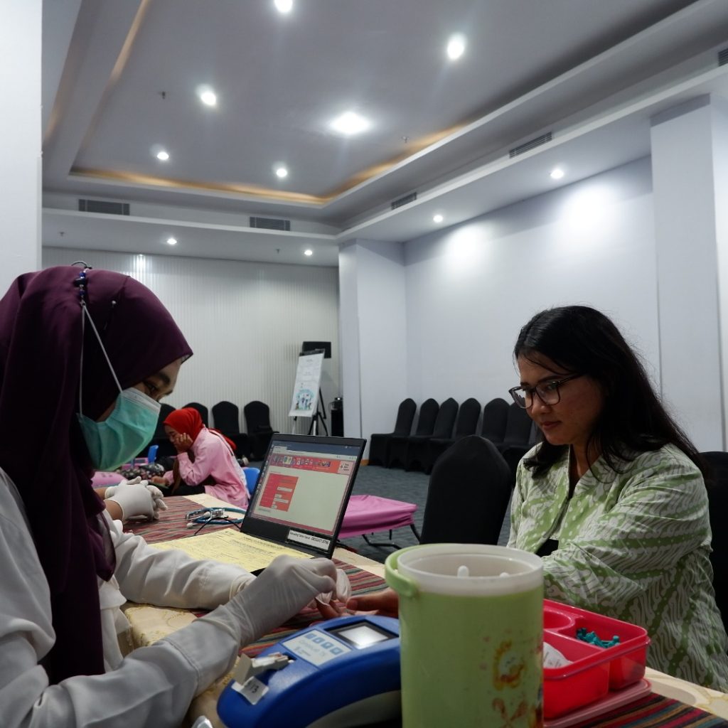 Semarakkan Kemanusiaan di Bulan Kasih Sayang, Hotel ASTON Inn Pandanaran Gelar Donor Darah