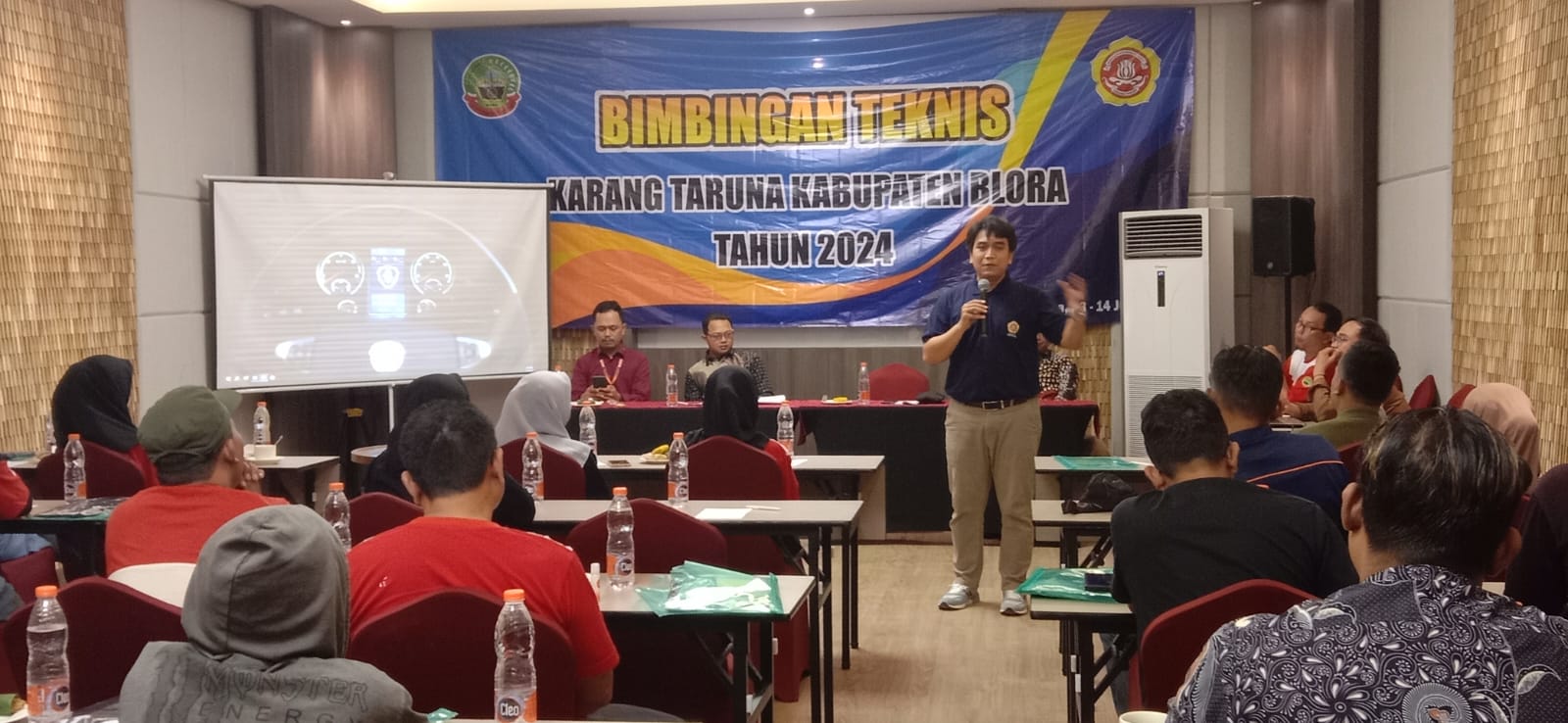 Anggota DPRD Kabupaten Blora, Achlif Nugroho Widi Utomo, hadiri bimbingan teknis karang taruna. Foto: Istimewa