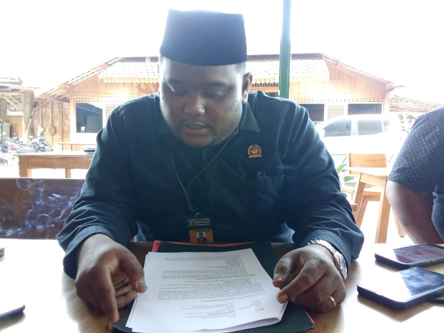 Adhi Aprianto, kuasa hukum FBS, perwakilan dari Triad dan rekan. Foto: Dok. Lilik Yuliantoro