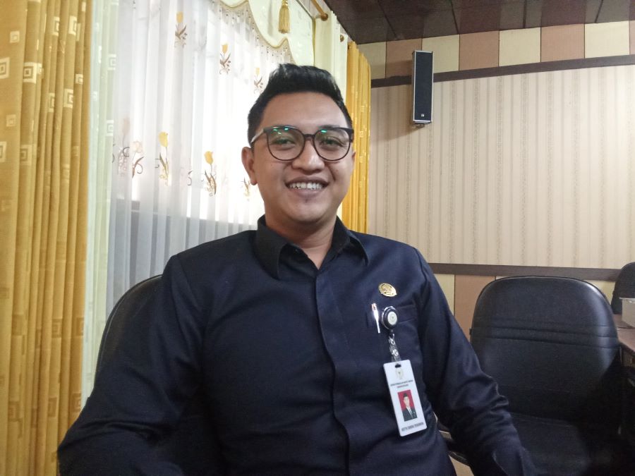 Anggota DPRD Blora dari Partai NasDem, Aditya Candra Yogaswara bicara tentang maraknya judi onlie. Foto: Dok. Lilik Yuliantoro