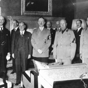 Sejarah Singkat Adolf Hitler, Tokoh Sejarah Terkenal dengan Partai Nazi