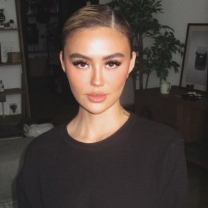 Agnez Mo Disomasi Rp1,5 Miliar karena Bawakan Lagu ‘Bilang Saja’ di Konsernya tanpa Izin