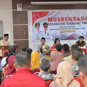 Agustina-Iswar Sampaikan Visi di Musrenbang: Semarang Bersih, Sehat, dan Inklusif