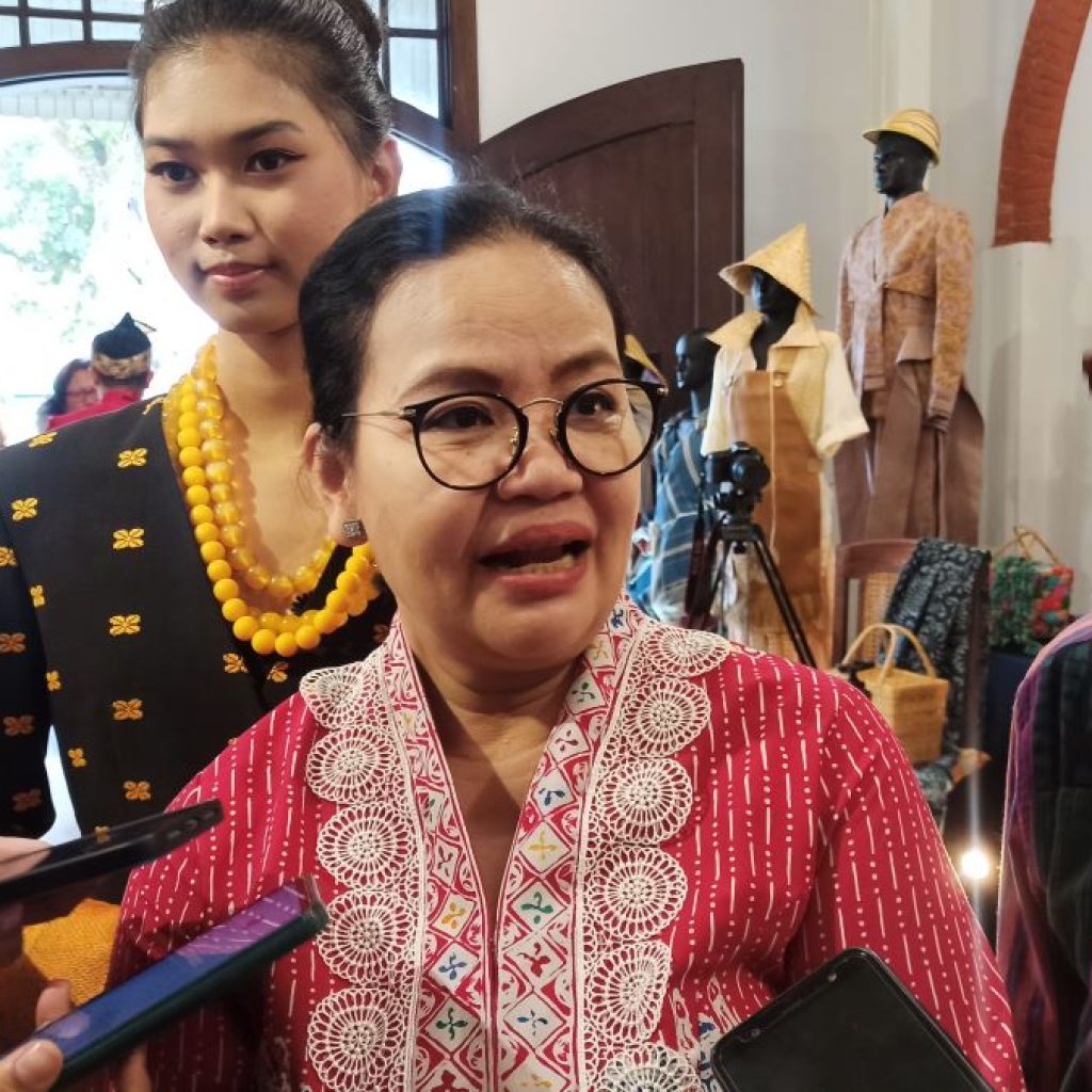 Agustina Wilujeng saat menghadiri Pikat Wastra Nusantara di Gedung Oudetrap, Kamis (12/9/2024). Foto: Dok. Alan Henry