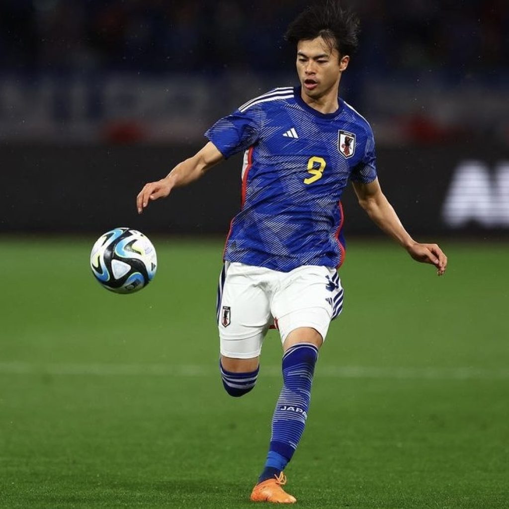 Alami Cedera Engkel, Kaoru Mitoma Diragukan Bisa Tampil Bareng Timnas Jepang di Piala Asia