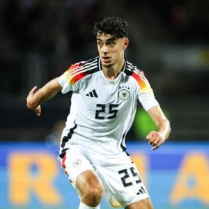 Aleksandar Pavlovic Sakit, Jerman Panggil Emre Can sebagai Pengganti