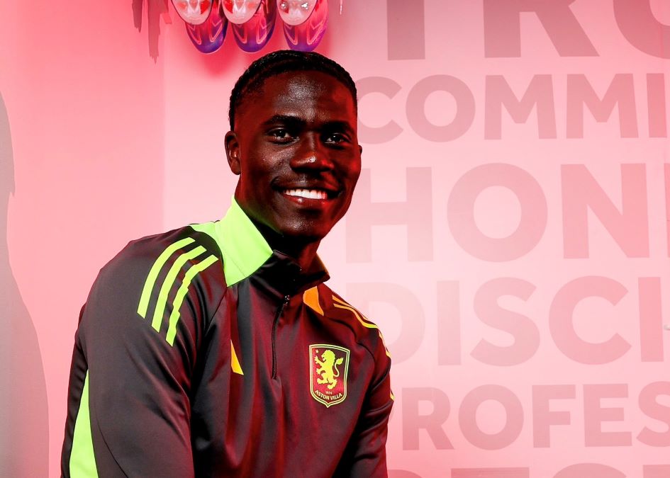 Amadou Onana gabung ke Aston Villa. Foto: x.com/AVFCOfficial