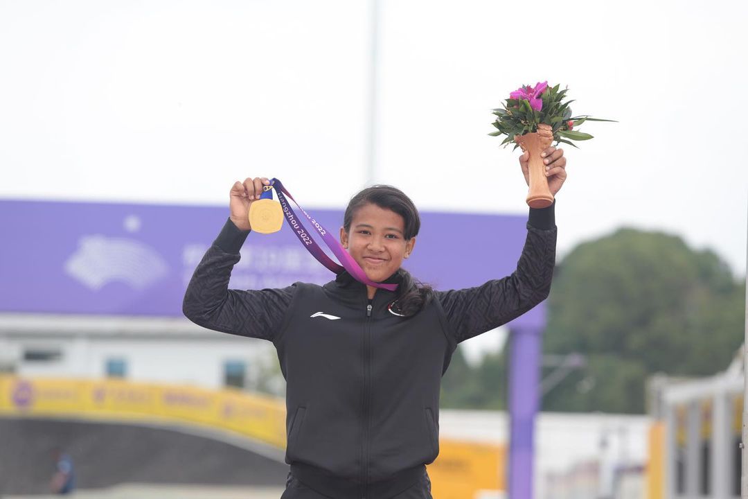 Atlet Sepeda Amellya Nur Sifa berhasil peroleh medali emas untuk Indonesia di Asian Games 2022 | Foto: instagram.com/amellyanur_sifa