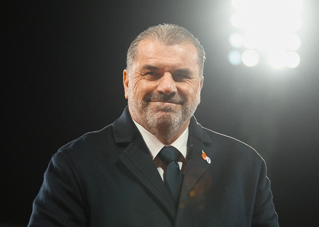 Ange Postecoglou dirumorkan jadi calon pengganti Jurgen Klopp di Liverpool. Foto: x.com/SpursOfficial