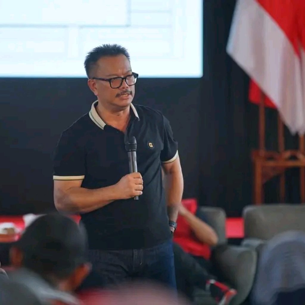 Anggota Komisi IX DPR RI, Edy Wuryanto, minta pemerintah siapkan tenaga kesehatan yang fokus ke public health. Foto: Dok. Lilik Yuliantoro
