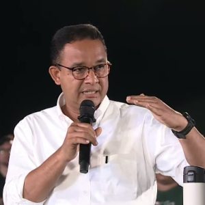 Anies Janji akan Mengkaji UU Ciptaker demi Kesejahteraan Buruh
