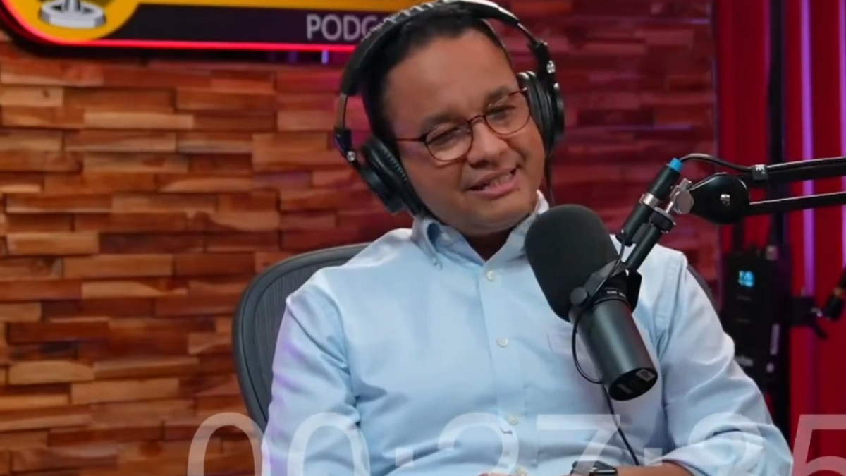Anies Baswedan optimis maju di Pilkada Jakarta meski ditinggal PKS dan NasDem. Foto: Tangkapan Layar YouTube Deddy Corbuzier