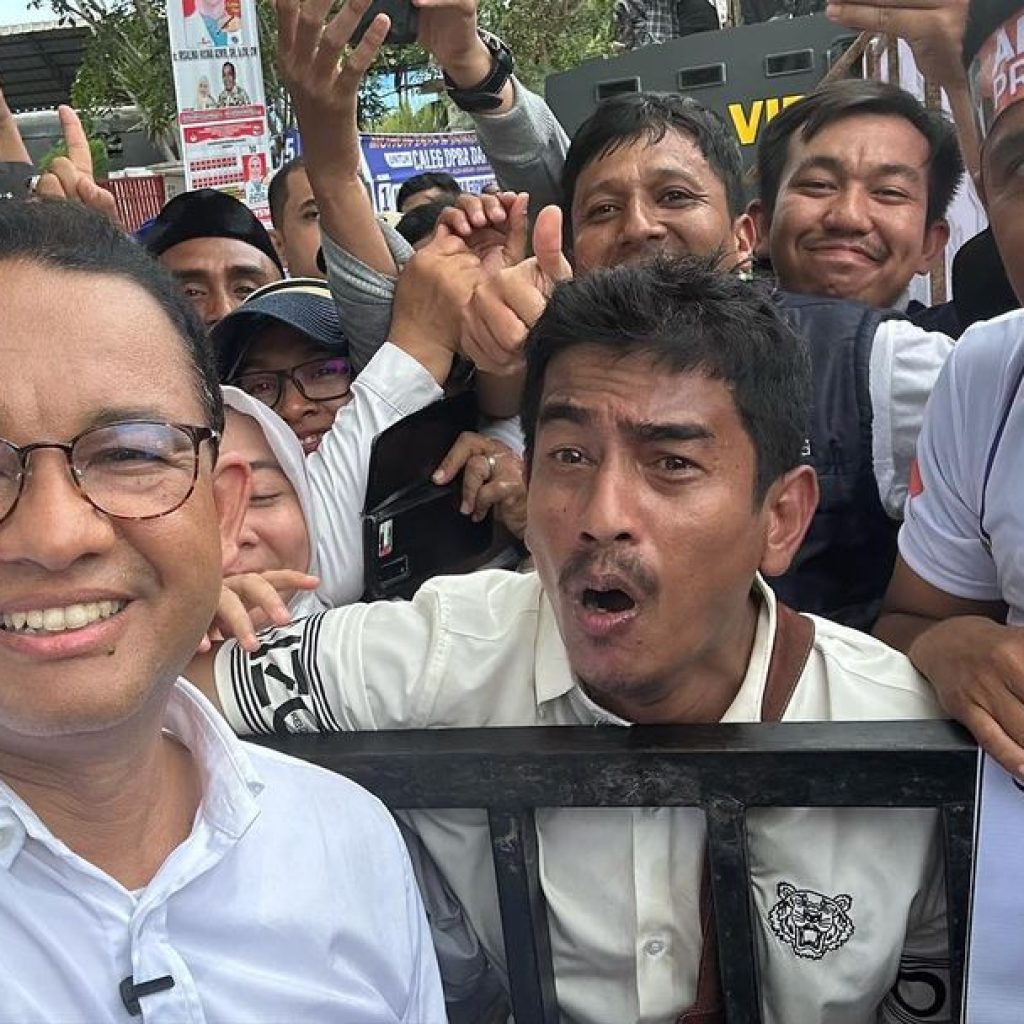 Anies Baswedan menanggapi soal polemik KJMU. Foto: instagram.com/aldi_dj87