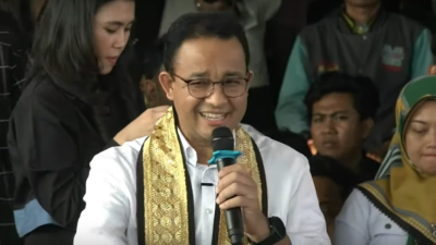 AMIN didukung Jusuf Kalla, Anies Baswedan merasa sangat terhormat. Foto: Tangkapan Layar YouTube Anies Baswedan