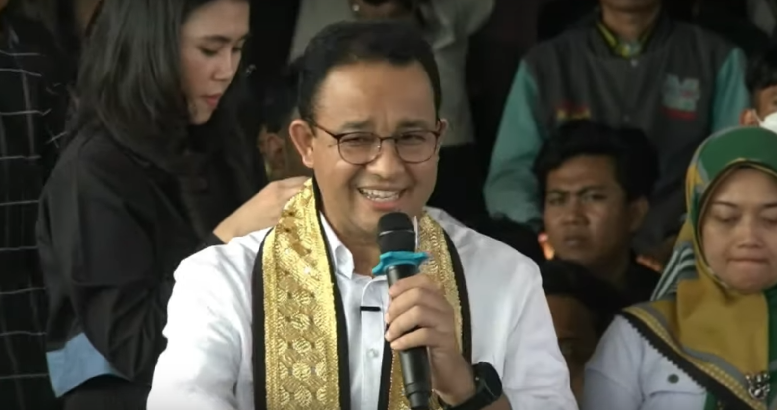 AMIN didukung Jusuf Kalla, Anies Baswedan merasa sangat terhormat. Foto: Tangkapan Layar YouTube Anies Baswedan