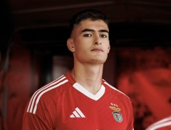 Negosiasi De Ligt Sulit, MU Banting Setir dan Pilih Kejar Antonio Silva?