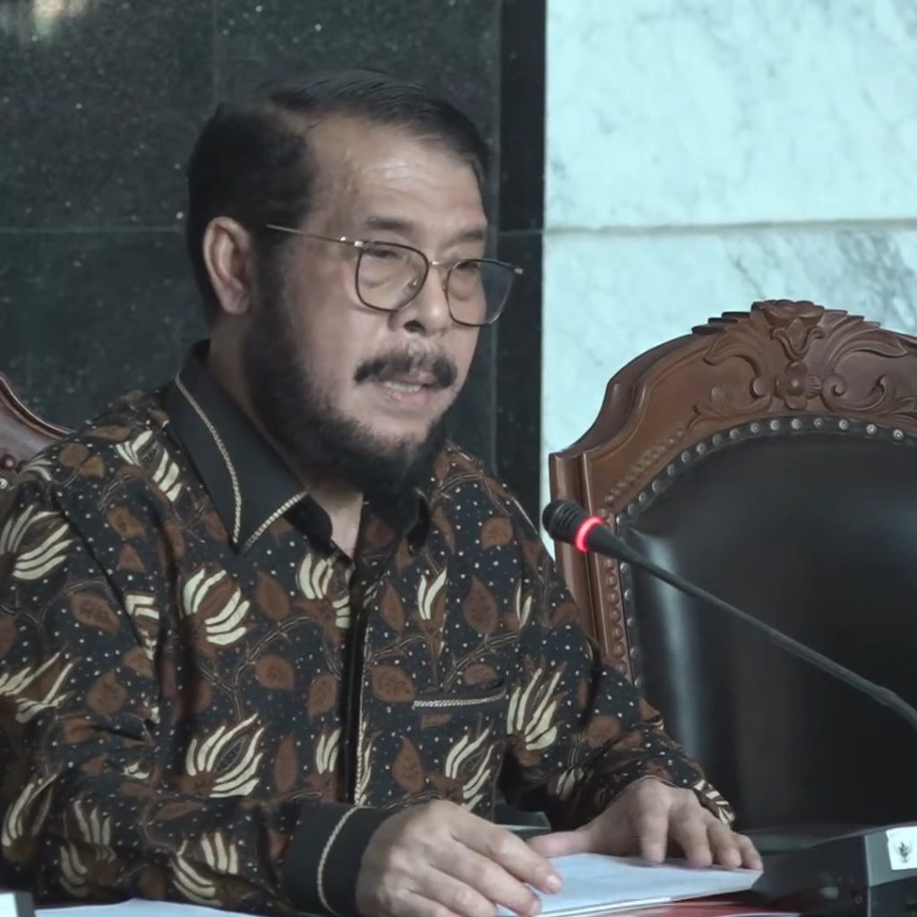 Anwar Usman buka suara soal dirinya disebut intervensi dalam putusan MK | Foto: Tangkapan Layar YouTube Mahkamah Konstitusi RI