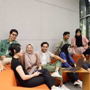 Presiden Jokowi Tunjuk Luhut sebagai Koordinator Investasi Apple di IKN 