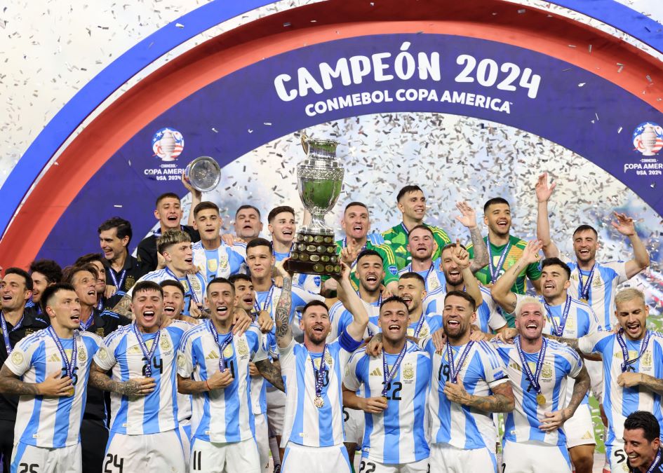 Penonton final Copa America 2024 menuntut CONMEBOL untuk ganti rugi. Foto: x.com/CopaAmerica