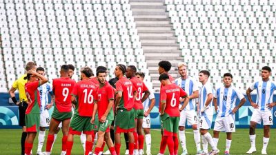 Kerusuhan di laga timnas Argentina vs Maroko dalam Olimpiade 2024. Foto: x.com/brfootball