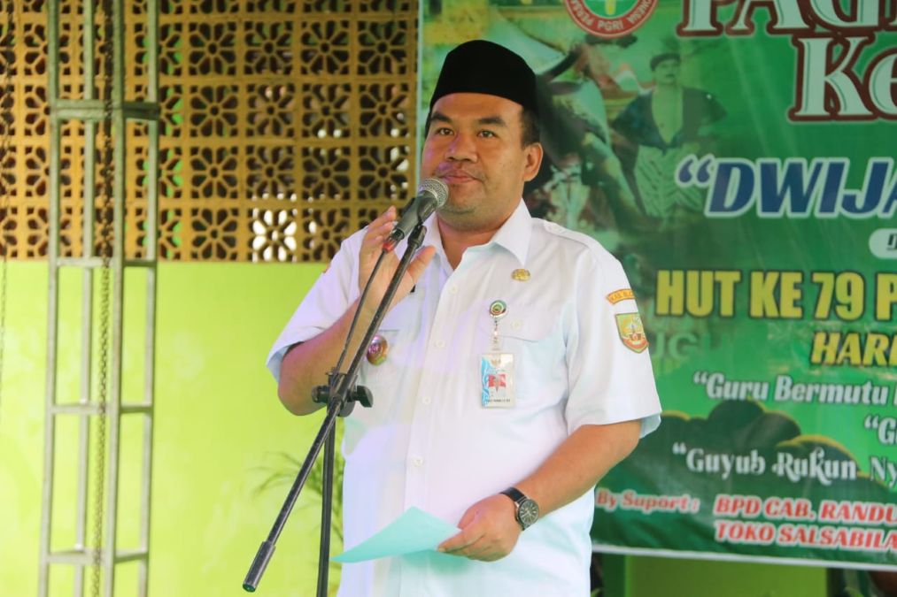 Bupati Blora, Arief Rohman menghadiri HGN dan HUT PGRI ke-79. Foto: Istimewa
