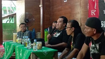 TUTURPEDIA - Rejo Semut Ireng dan Kelompok Tani Hutan Deklarasi Dukung ASRI di Pilkada Blora 2024