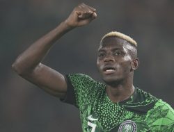 Arsenal Siap Tikung Chelsea dalam Perburuan Victor Osimhen