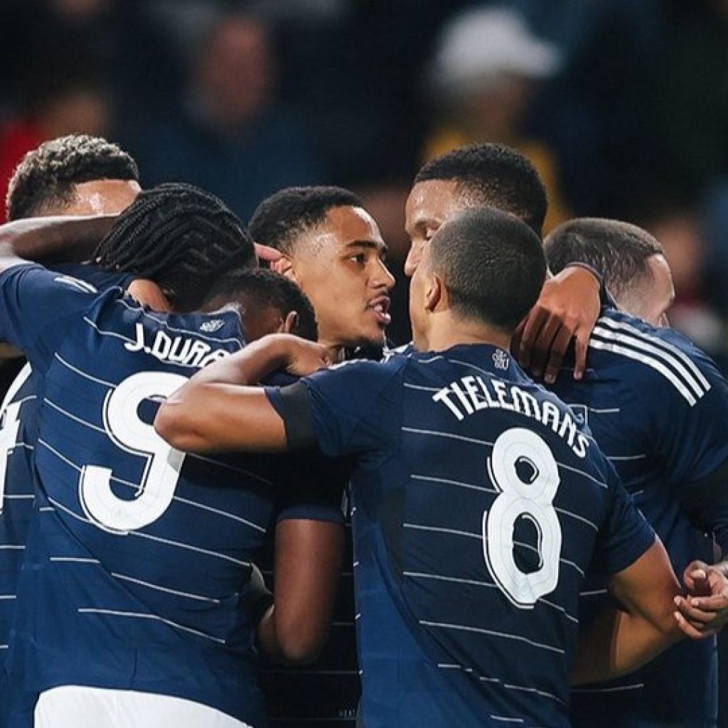 TUTURPEDIA - Aston Villa Comeback di Panggung Eropa, Persembahkan Kemenangan untuk Legenda Klub