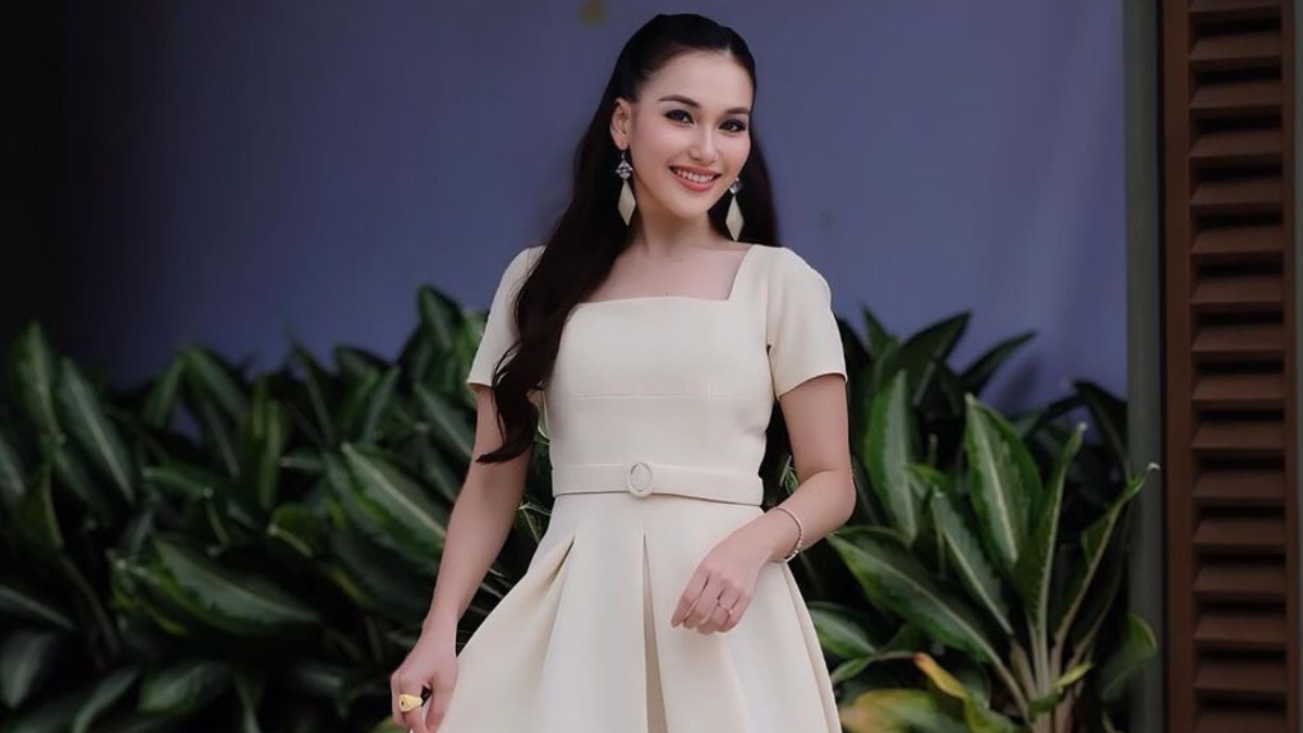 Ayu Ting Ting putus dengan Lettu Fardhana. Foto: instagram.com/ayutingting92