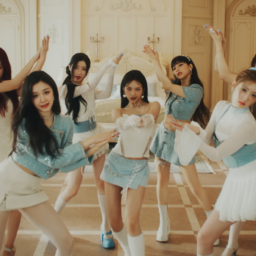 BABYMONSTER comeback dengan lagu FOREVER. Foto: Tangkapan Layar YouTube BABYMONSTER