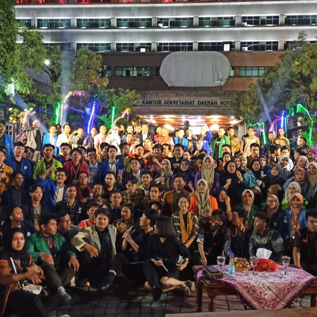 TUTURPEDIA - Hadir di Rakernas BEM SI ke-17, Wali Kota Semarang Komitmen akan Dukung Kegiatan Mahasiswa