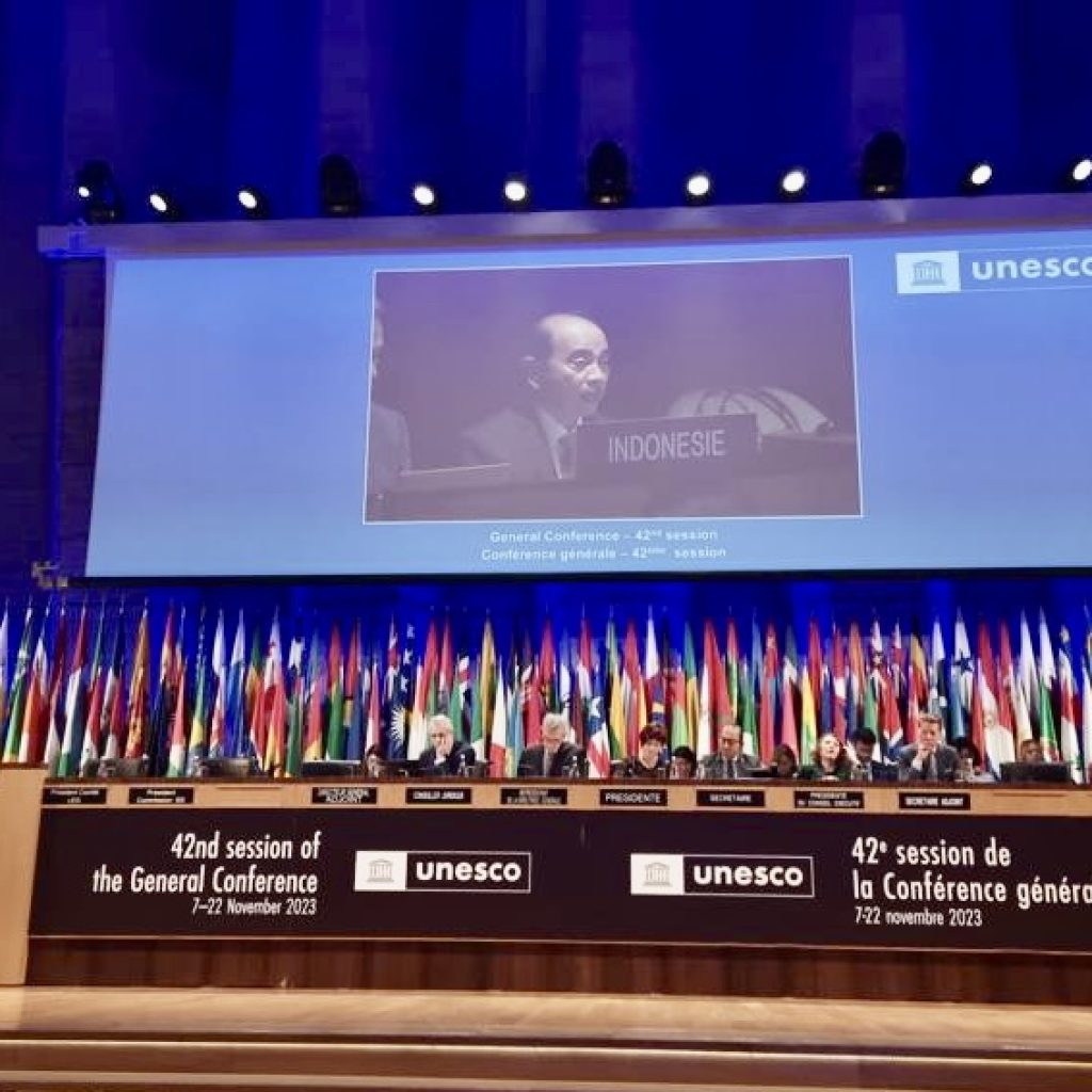 Bahasa Indonesia ditetapkan jadi bahasa resmi di Sidang Umum UNESCO. Foto: Laman Kemlu
