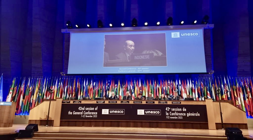 Bahasa Indonesia ditetapkan jadi bahasa resmi di Sidang Umum UNESCO. Foto: Laman Kemlu
