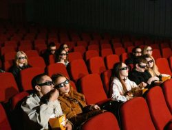 Marak Orang Tua Bawa Anak Nonton Film Siksa Kubur, Ini Bahayanya Jika Diberi Tontonan Tidak Sesuai Umur