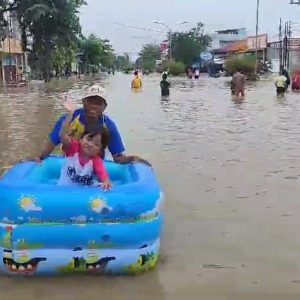 Luapan Air BKT Berdampak pada Warga Kecamatan Semarang Timur dengan Ketinggian Capai 1 Meter