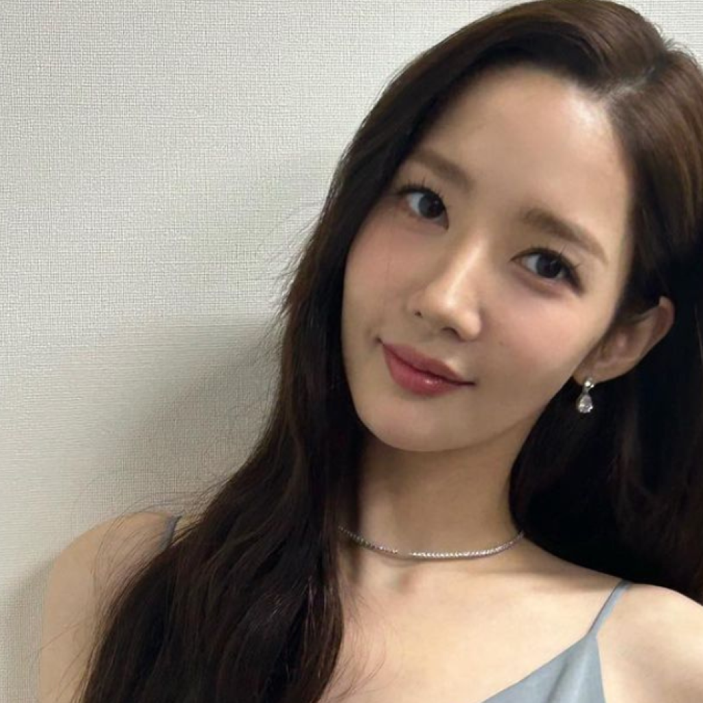 TUTURPEDIA - Agensi Bantah Tuduhan Dispatch Soal Park Min Young Lakukan Penggelapan Uang dari Mantannya Sejumlah 250 Juta Won