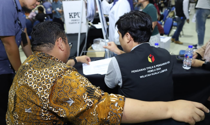 Meski penuh catatan, pemungutan suara ulang di Kuala Lumpur berjalan lancar. Foto: Laman Bawaslu