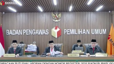 Bawaslu nyatakan Ketua KPU bersalah dalam melakukan penggelembungan suara. FOTO: Tangkapan Layar YouTube Bawaslu RI
