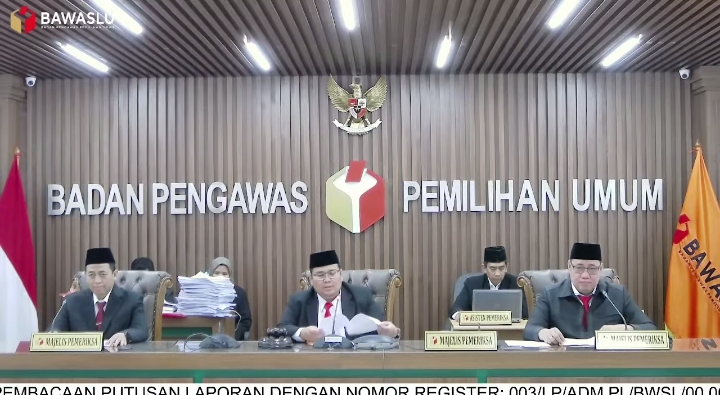 Bawaslu nyatakan Ketua KPU bersalah dalam melakukan penggelembungan suara. FOTO: Tangkapan Layar YouTube Bawaslu RI