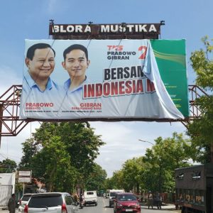 Bawaslu Bredel APK yang Salahi Aturan Kampanye, Masyarakat Beri Apresiasi