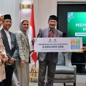 Baznas Serahkan Bantuan Kemanusiaan Rp32 Miliar untuk Palestina