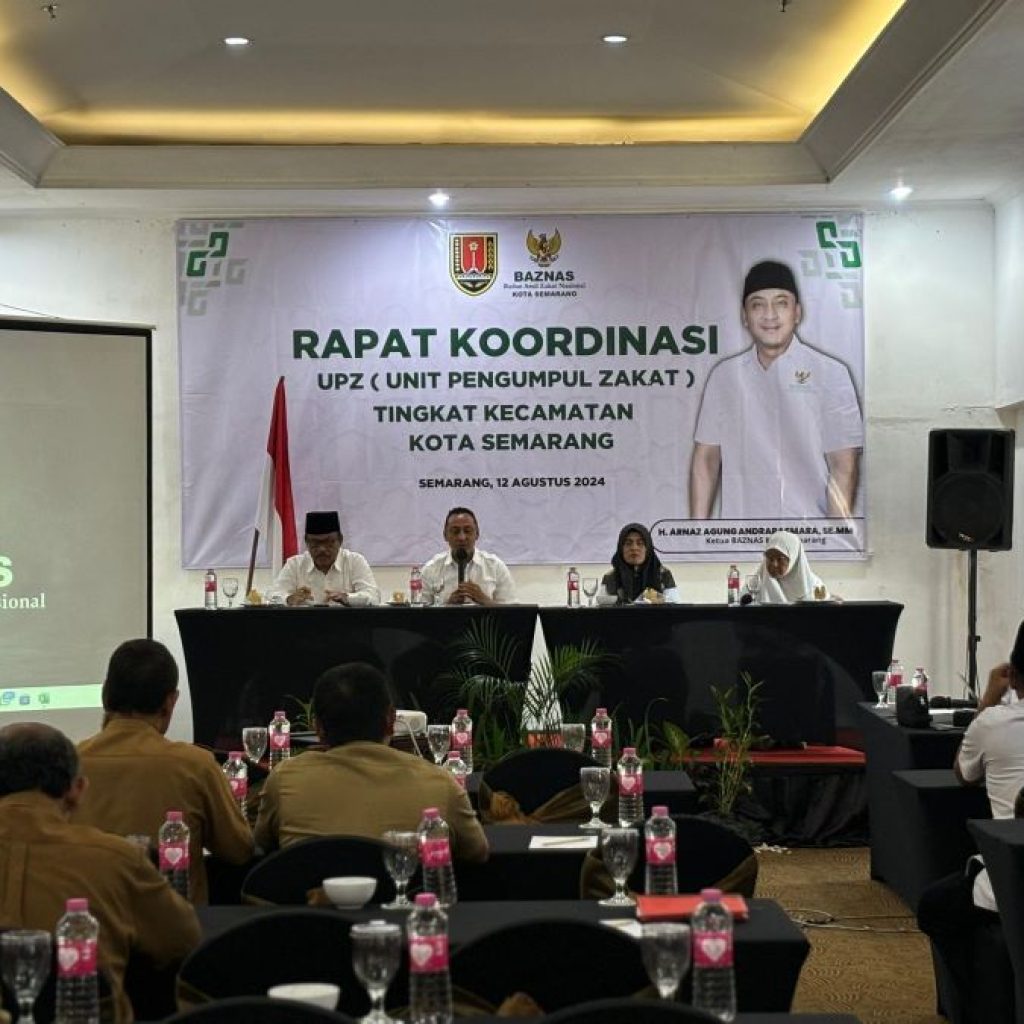 Ketua Baznas Kota Semarang, Arnaz Agung Andrarasmara hadiri rapat koordinasi Unit Pengumpulan Zakat (UPZ) tingkat kecamatan. Foto: Dok. Baznas Semarang